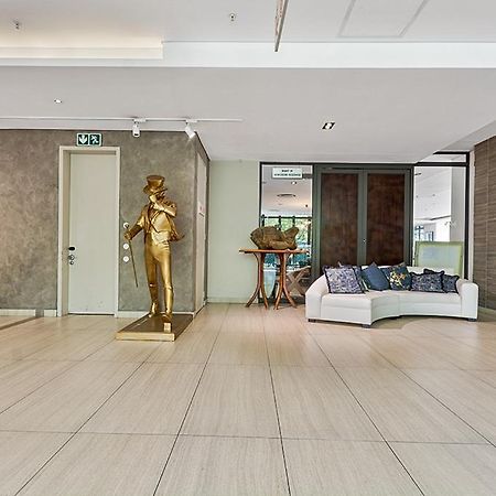 Sandton Skyline Luxury Space Johannesburg Exterior photo